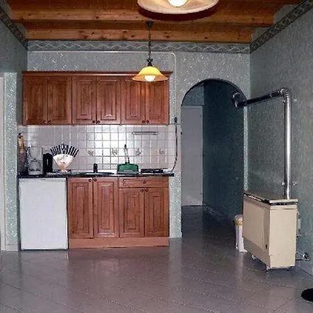 شقة Pine Wood 8 *